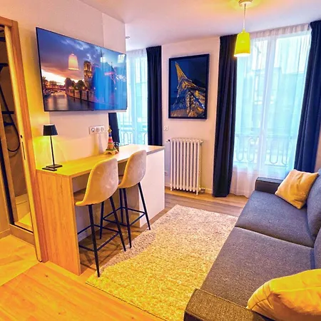Paris Apartment *